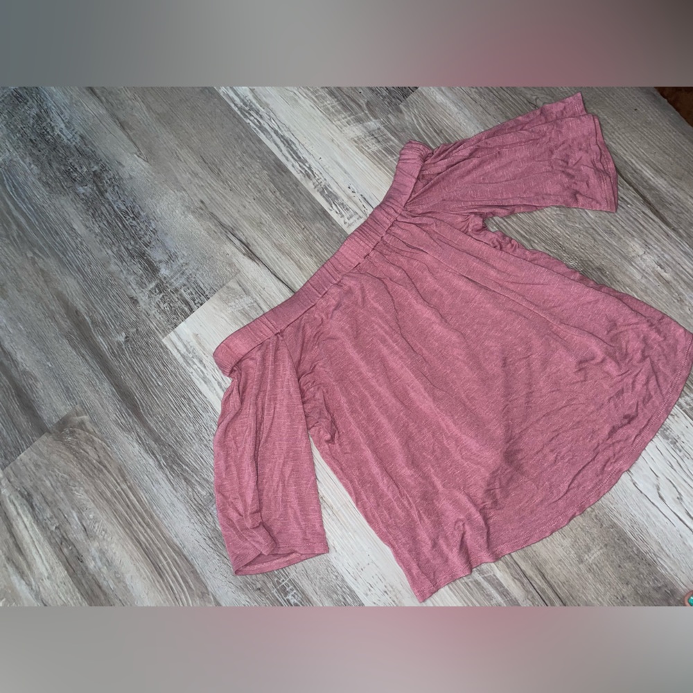 Pink Rose 🌹 | Off the shoulder blouse